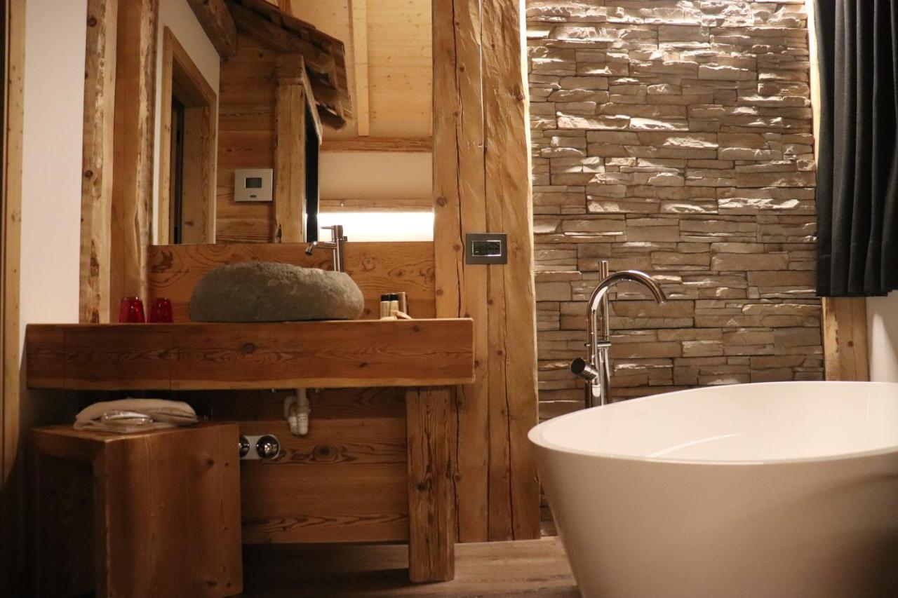 Hotel Ciasa Lorenzi Cortina d'Ampezzo Bagian luar foto