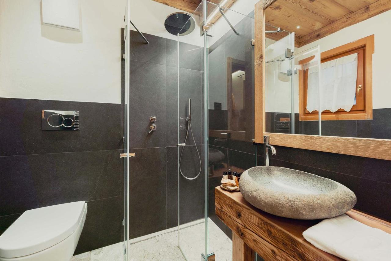 Hotel Ciasa Lorenzi Cortina d'Ampezzo Bagian luar foto