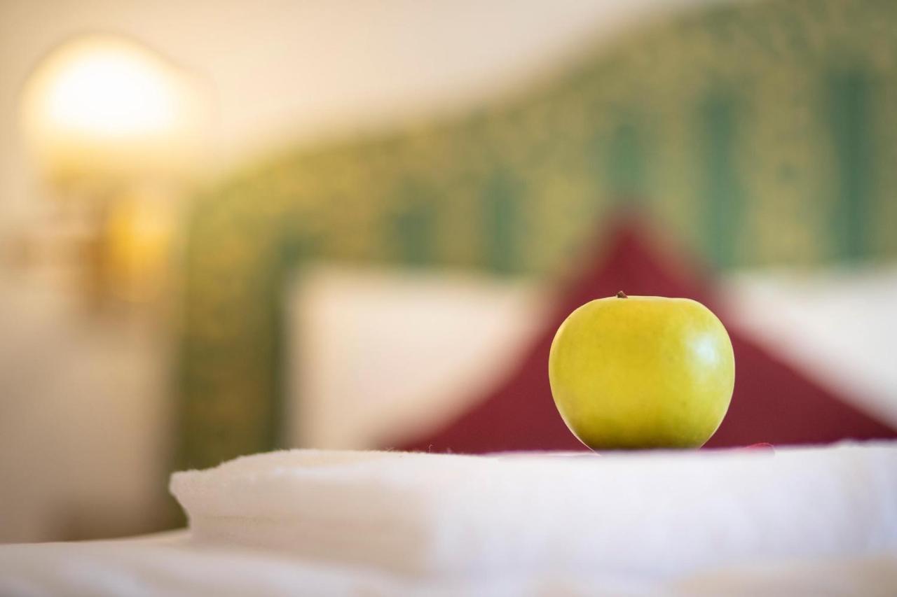 Hotel Ciasa Lorenzi Cortina d'Ampezzo Bagian luar foto