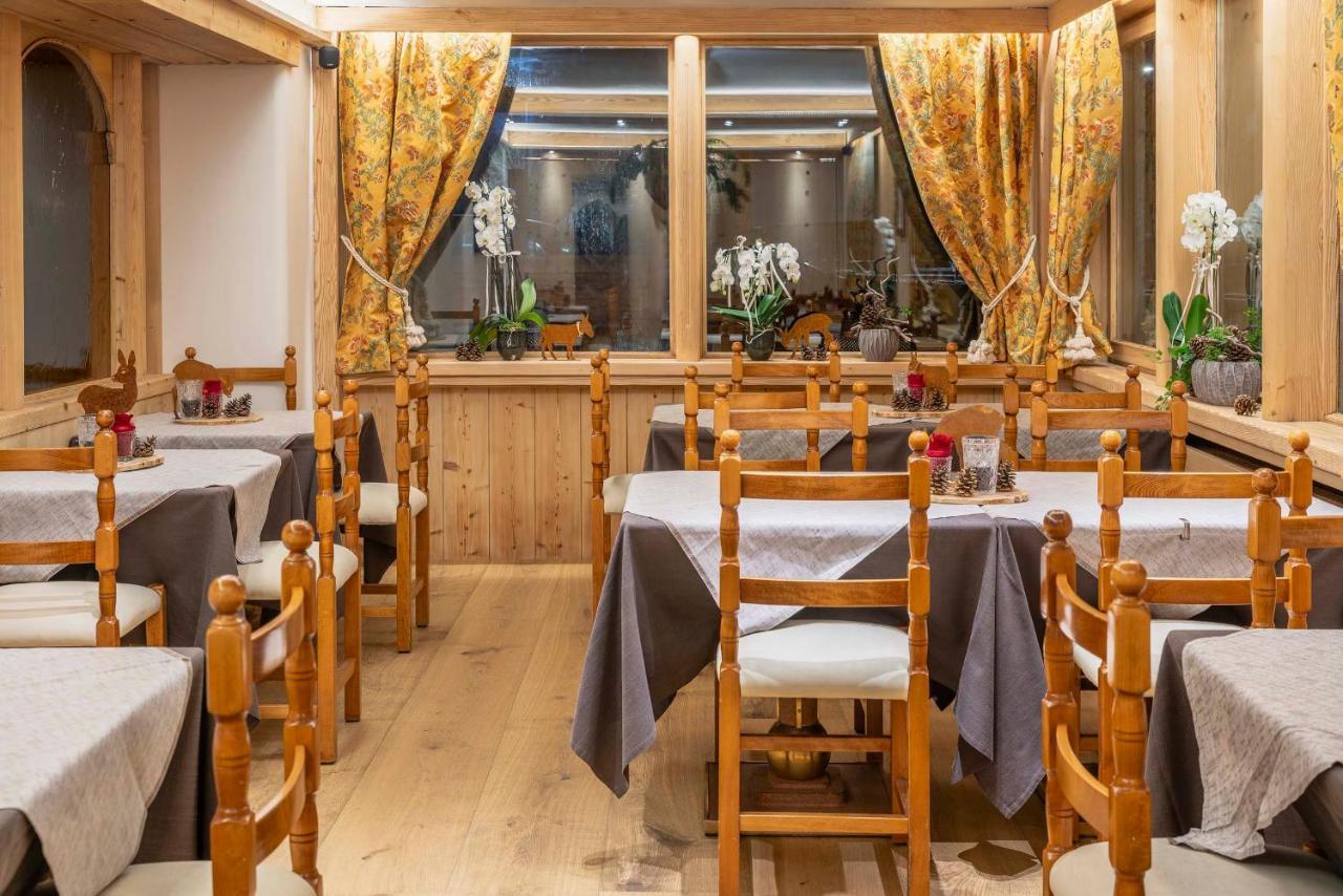 Hotel Ciasa Lorenzi Cortina d'Ampezzo Bagian luar foto