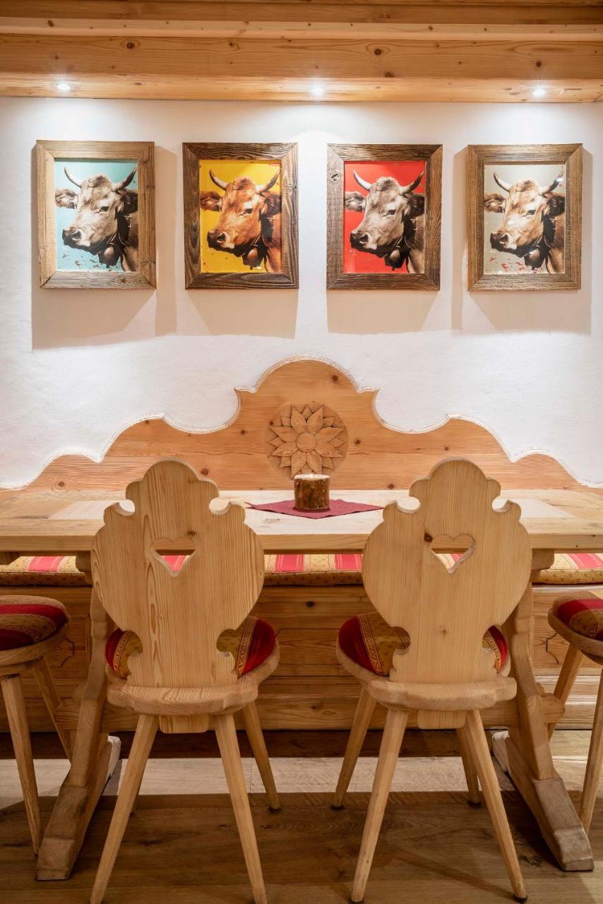 Hotel Ciasa Lorenzi Cortina d'Ampezzo Bagian luar foto